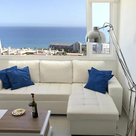 Fabulous Upper Floor Sea View Apartman