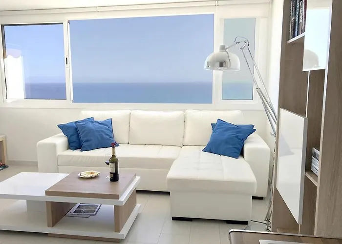 Fabulous Upper Floor Sea View