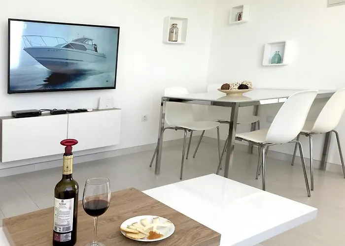 Apartament Fabulous Upper Floor Sea View